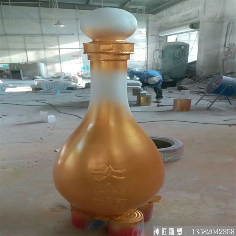 酒瓶雕塑 企业酒厂雕塑 (4)